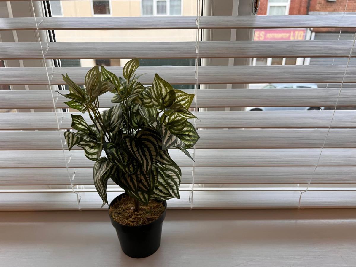 Apartamento Superb Modern Flat In Northampton, Parking &Ev Exterior foto